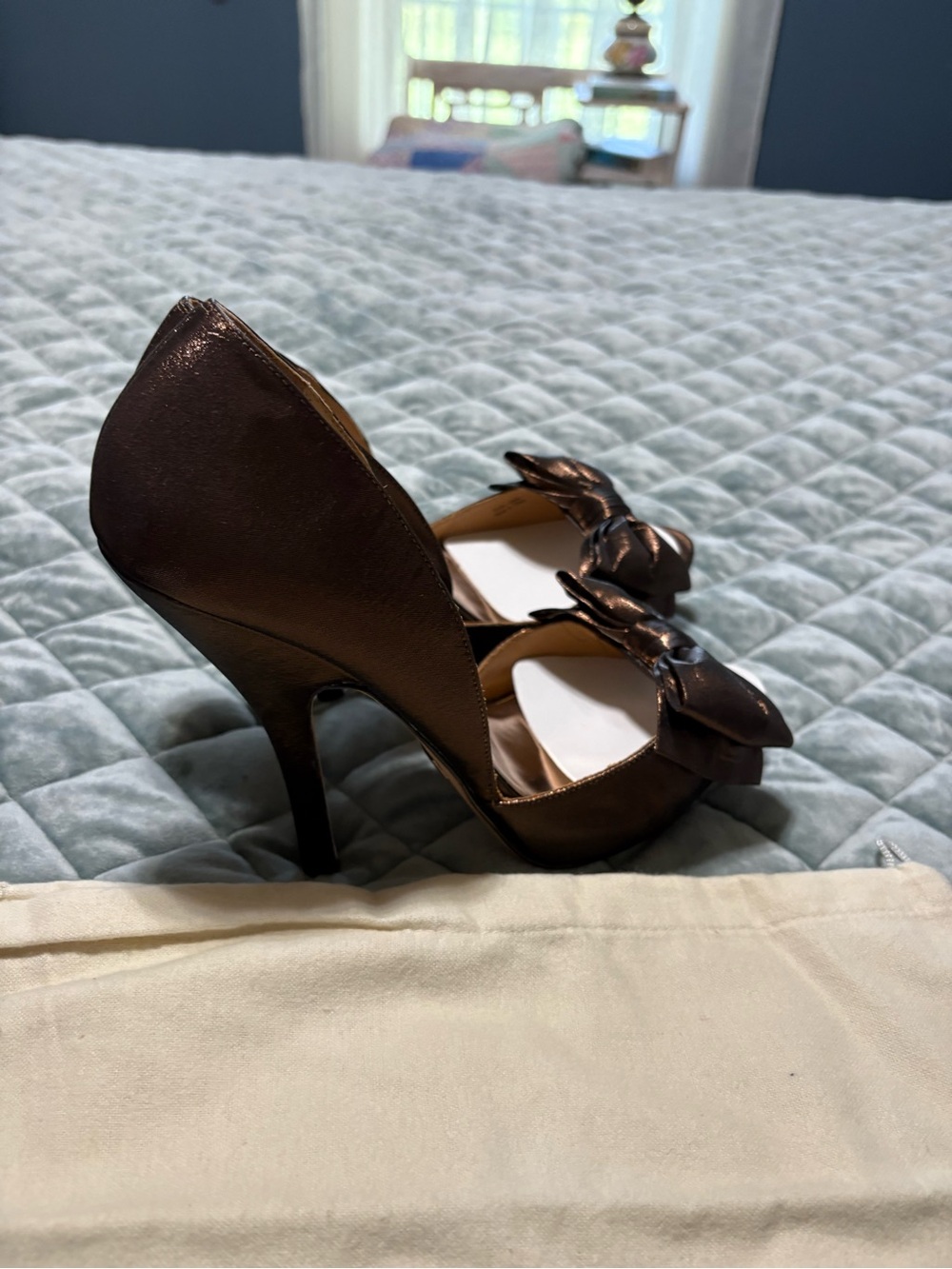 Badgley Mischka Bronze Metallic Bow Peep-Toe Heels - Picture 4 of 9